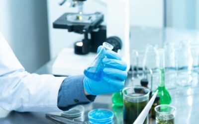 Material de vidrio vs. plástico en el laboratorio: ¿Cuándo usar cada uno?
